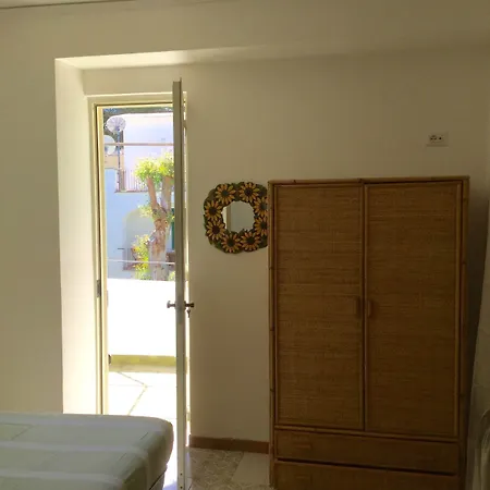 Quinta Maria Konukevi Ischia